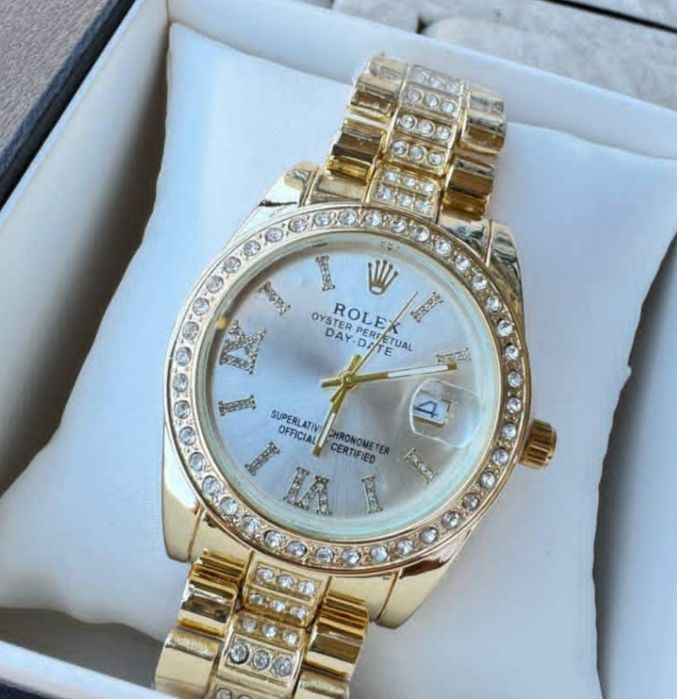 Годинник жіночий