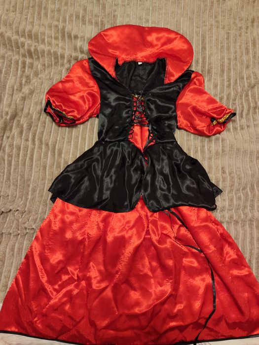 Костюм вампирши на девочку