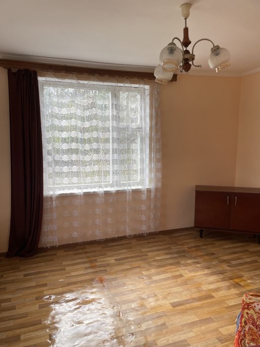 Продам дачний будинок