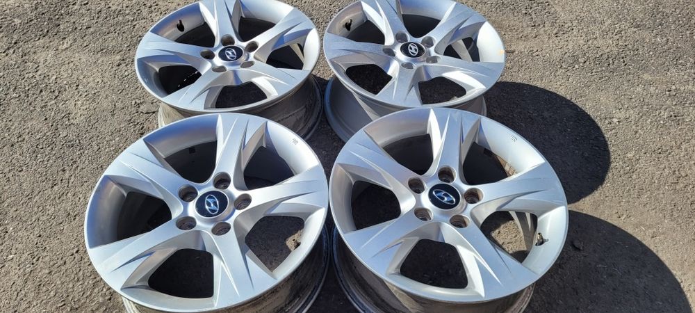 Oryginalne felgi Hyundai 16  5x114,3 polecam