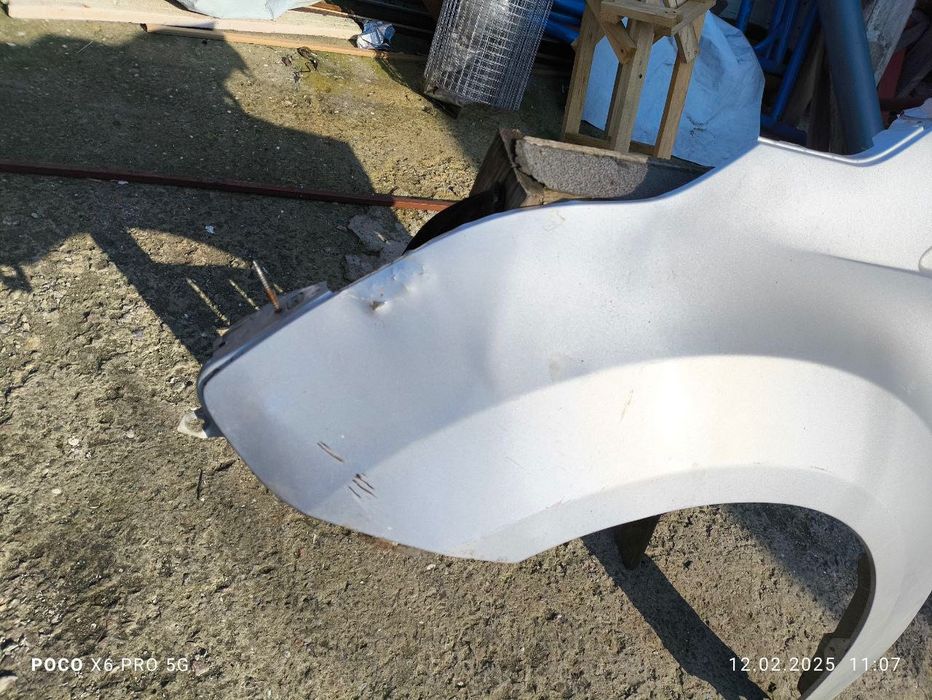 Ліве крило на Ford Transit Connect 2017