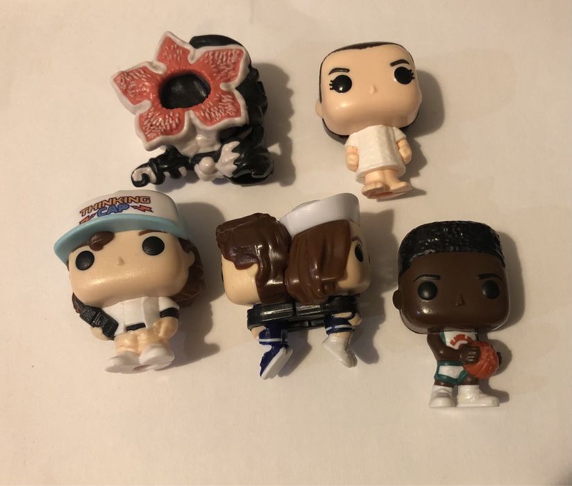 Conjunto funkos Stranger Things - Kinder Joy