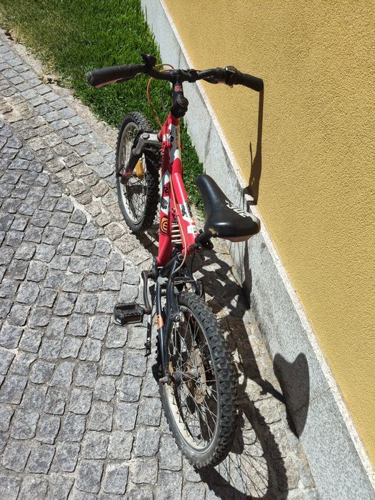 Bicicleta criança Bwin | Aro: 20
