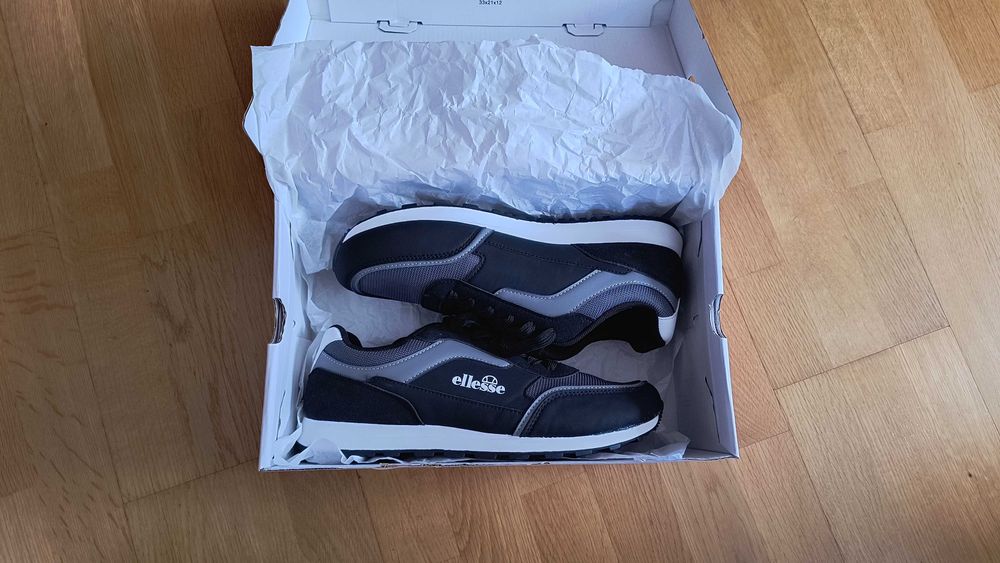 Buty męskie sportowe sneakersy Ellesse 42