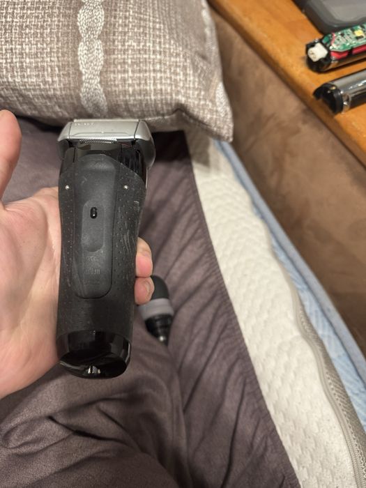 Електробритва Braun series 5