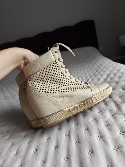 Loriblu botki na koturnie obcasie skórzane skóra naturalna beżowe 38