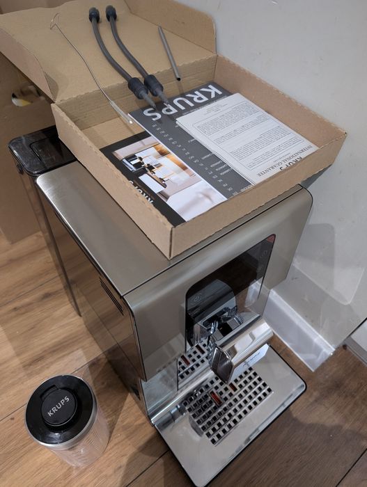 Ekspres do kawy Krups EA877