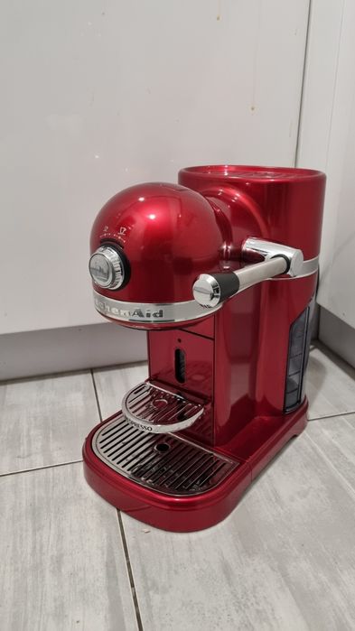 Kitchen Aid Artisan Nespresso express