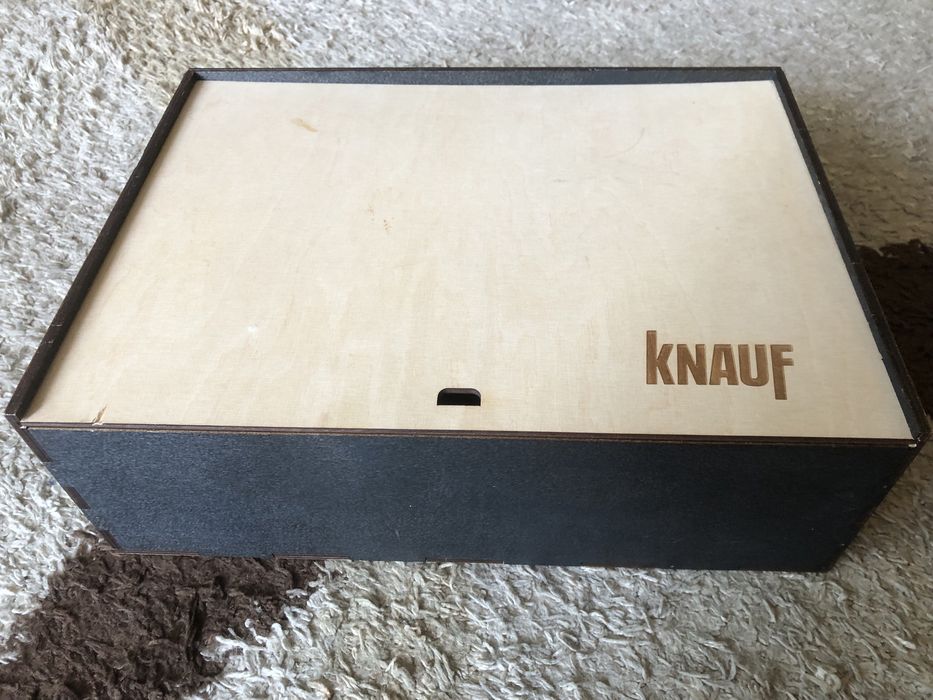 Подарункова коробка фанера