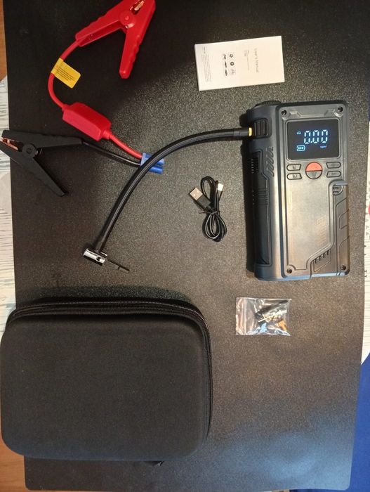 urządzenie 4-w-1 do awaryjnego uruchamiania samochodu: kompresor powietrza 150 PSI, akumulator 20000 mAh. nowe