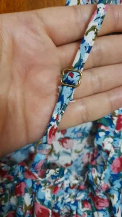 Vestido comprido, em padrão floral, tam. XL - Evima