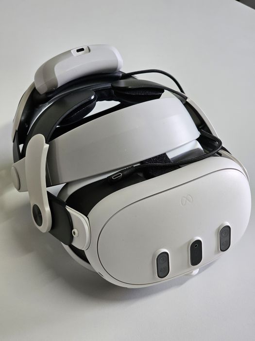 Meta Quest 3 512GB + BOBOVR M3 Pro com bateria 5200mAh