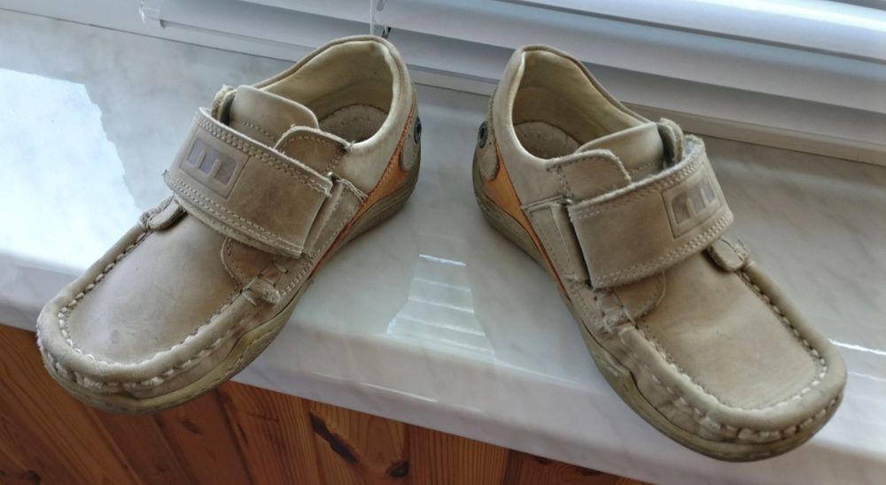 Кожані туфлі - мокасини