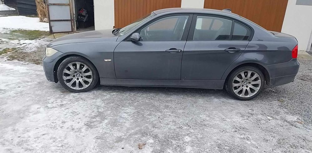 BMW E90 2.0 163 km