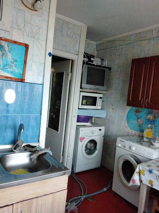 Сдам срочно комнату (Днепровский район, м. Дарница)