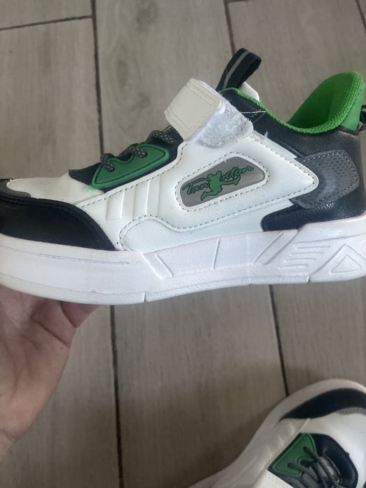 Кросівки стан новий устілка 19.5