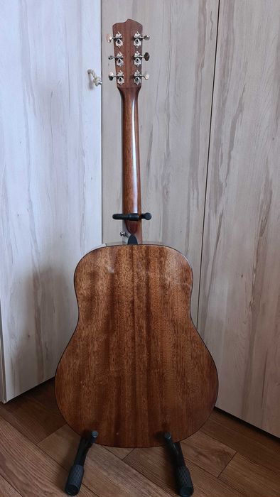 Gitara Breedlove Discovery Dreadnought Sunburst Sitka Mahagon