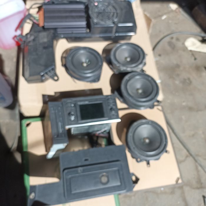 Zestaw nagłośnienia Audi a4 b6 avant Bose plus radio