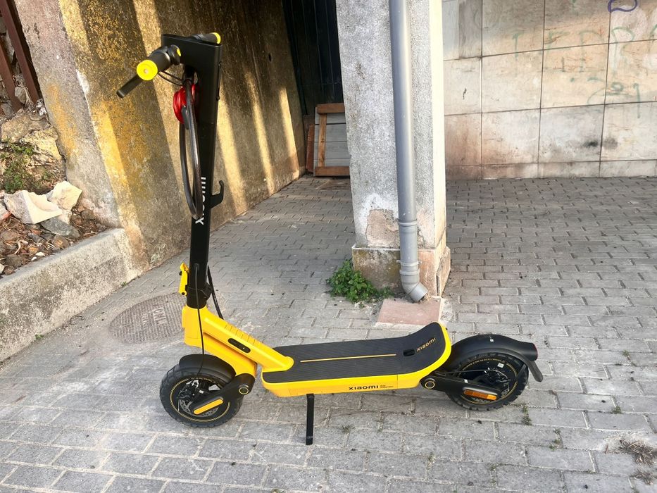 Xiaomi Electric Scooter 6 Pro – Excelente Estado