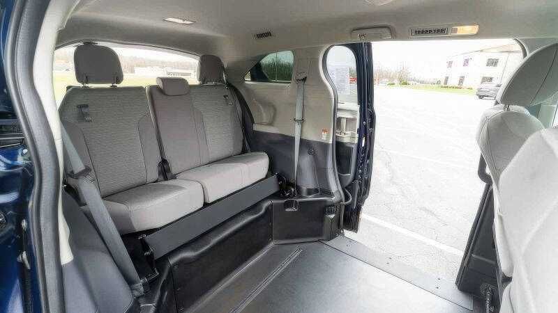 2023 Toyota Sienna LE 8-Passenger