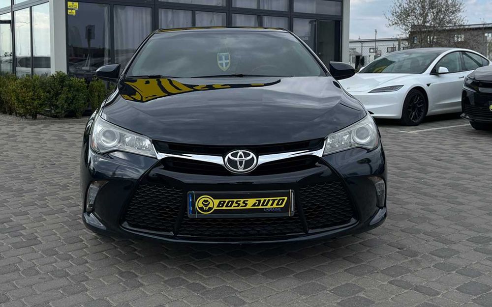 Toyota Camry 2015
