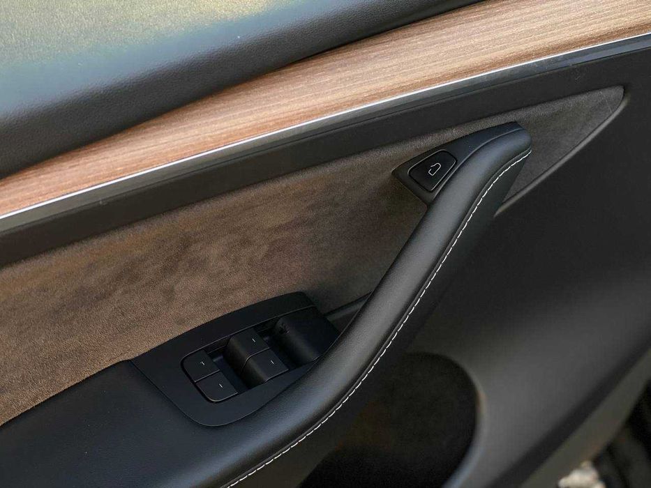 Tesla Model Y 2022 Performance