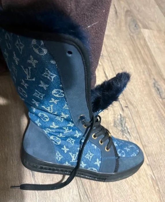 Buty kozaki stylu Louis Vuitton