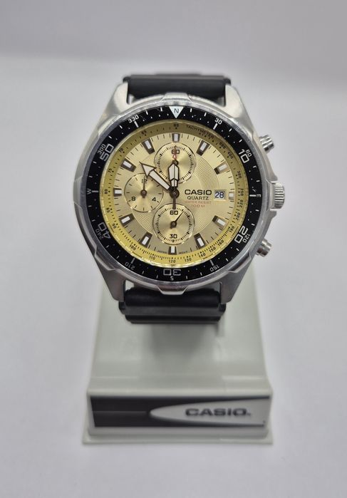 Zegarek Casio Amw-330 vintage retro