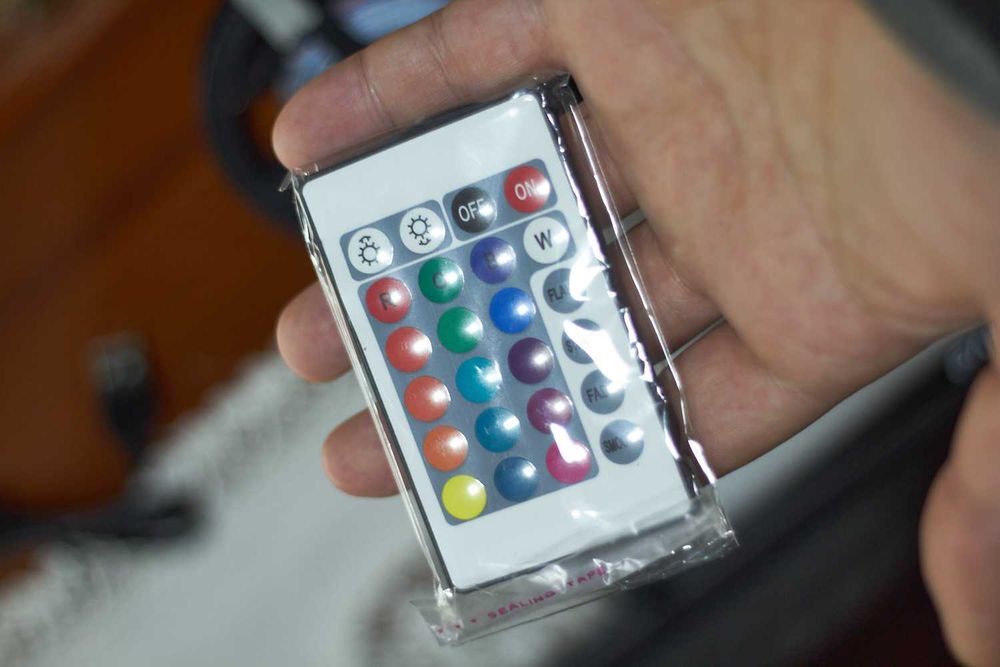 Fita LED RGB 2m com comando