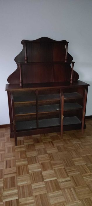 Móvel Louçeiro em madeira