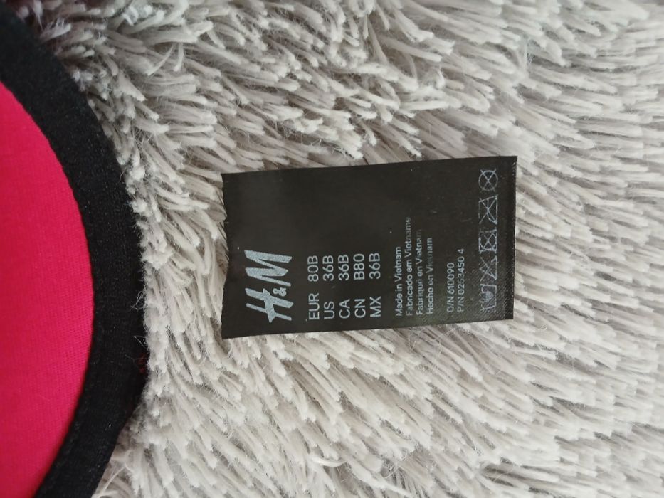 Biustonosz różowy Hm 80 B