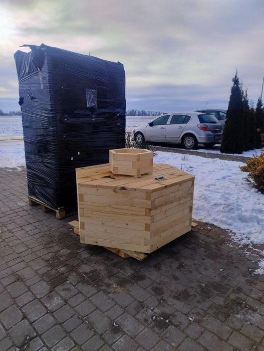 Studnia Drewniana Cembrowina Obudowa Na Krąg GRATIS Doniczka