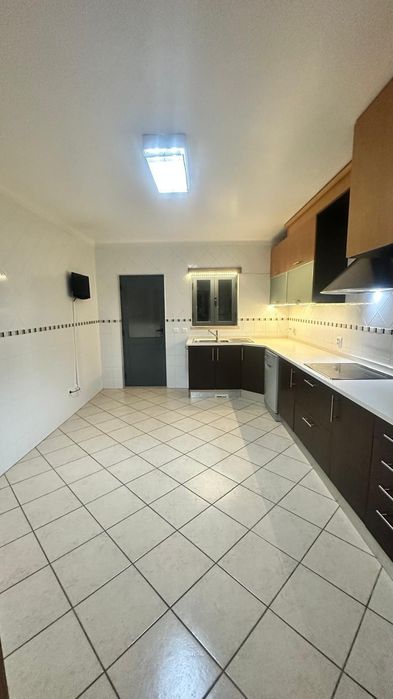 Apartamento T3 em Ansião com garagem (despesas incluidas) - disponível início Novembro