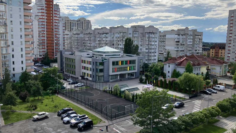 3к квартира продаж ЖК "Ліко-Град" вул. Ю. Здановської 54А. Меблі техніка. Терміново! М Васильківська Іподром