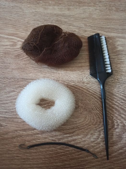 Набір для танцювальної зачіски: гребінець (розческа), резинка, сіточка