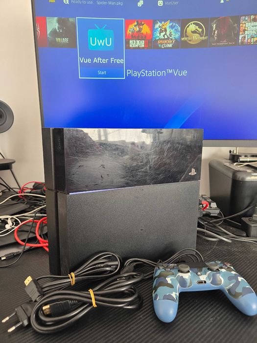 PS4 1TB Completa + Comando + 20 jogos instalados