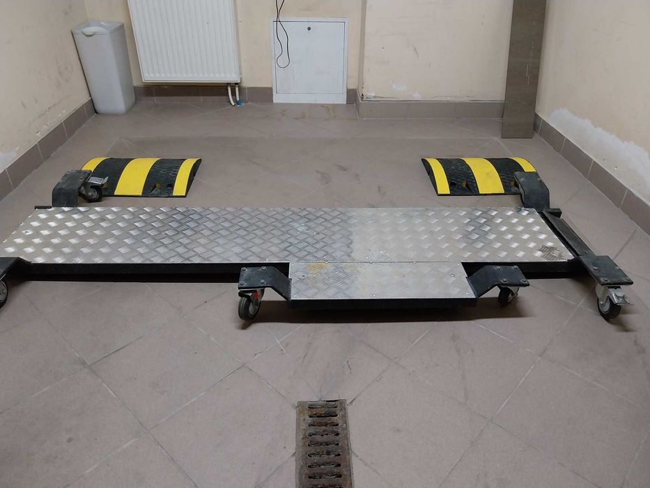 Platforma mobilna pod motocykl