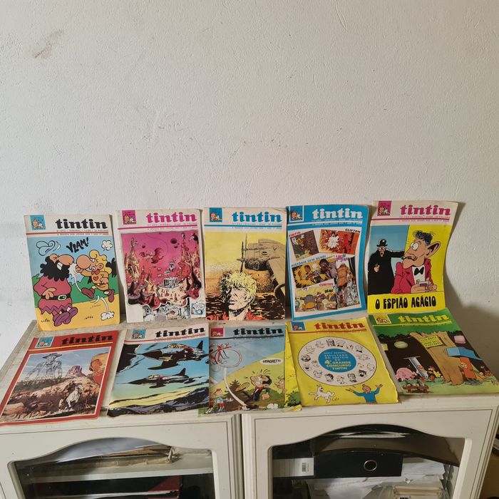 Varias  bandas desenhadas tim tim  em revistas