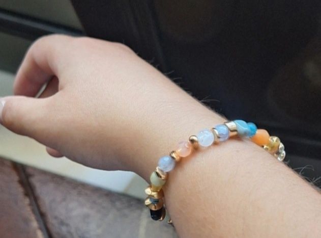 Pulseira elástica marca Bijou Brigitte
