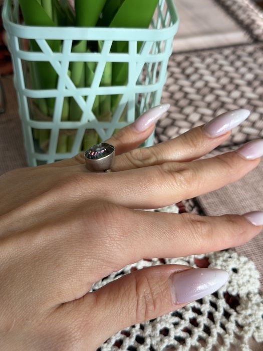 Серебряное кольцо мистик топаз