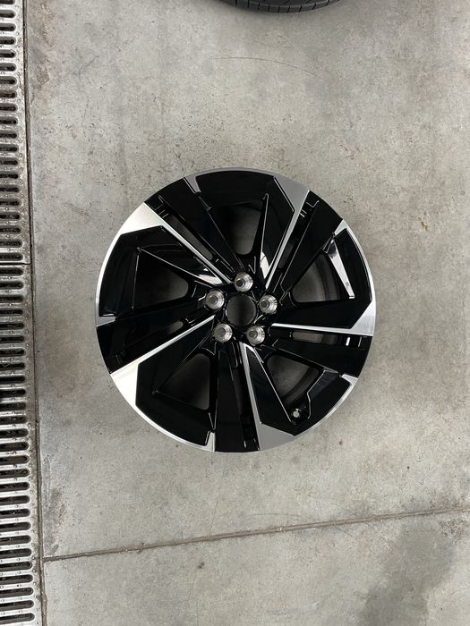 Nowa oryginalna felga kolo peugeot 408 19 cali et41 7j stan idealny