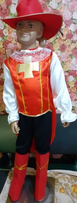 Костюм Мушкетер мушкетера новогодний карнавальный на 4-6 лет