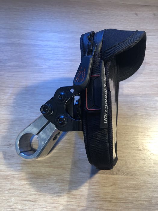 Uchwyt telegon GPS bags connection