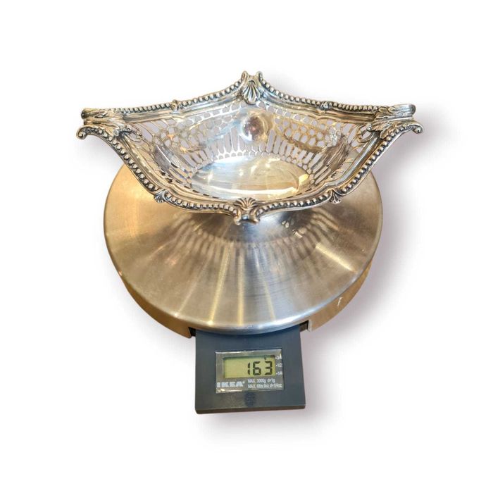 Taça Decorativa Prata Inglesa 925 – 163 g – Estilo Neoclássico Vazado