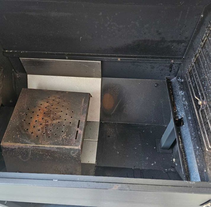 barbecue eléctrico a pellet com pouco uso,  Paleo Naterial