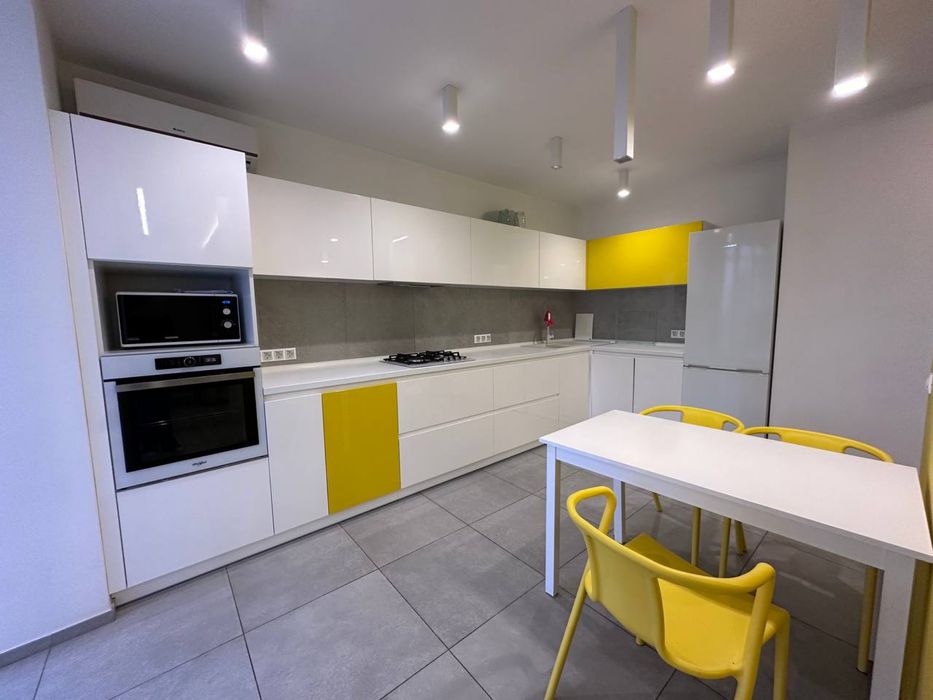 Оренда 2-х кімнатної квартири Рівер Парк