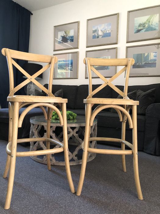 Krzesla barowe - drewniane - nowe designerskie