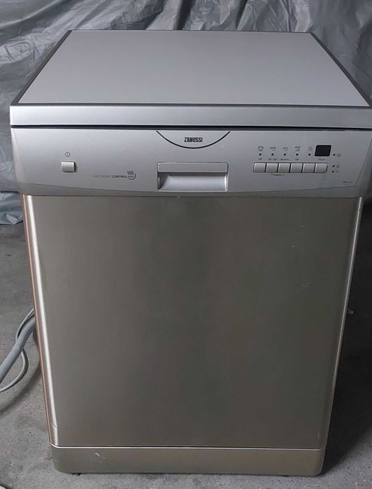 Máquina Lavar Loiça ZANUSSI
