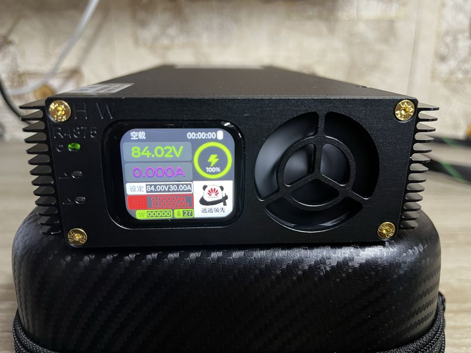 Професійний зарядний пристрій 72–101 В | до 50 А | 5000 Вт