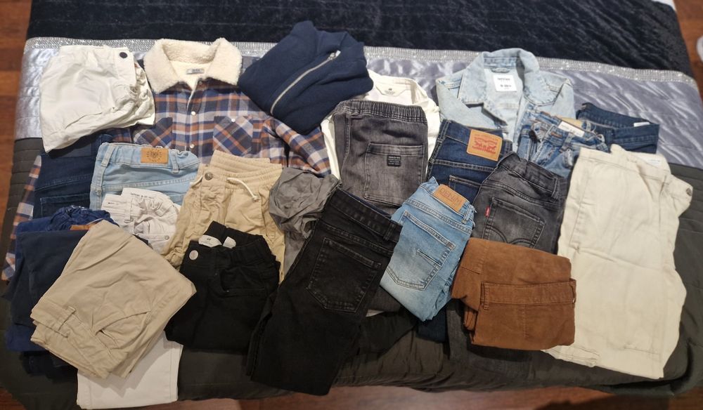 Roupa de menino 9-10 anos (venda por caixote)